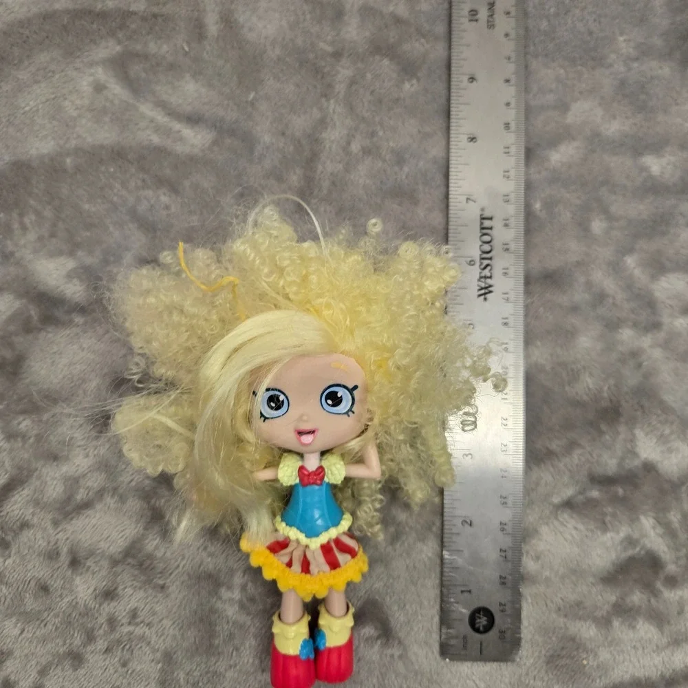 Shopkins Shoppies Popette Doll Blonde Curly Hair Moose Toys Yellow Blue Red 5.5